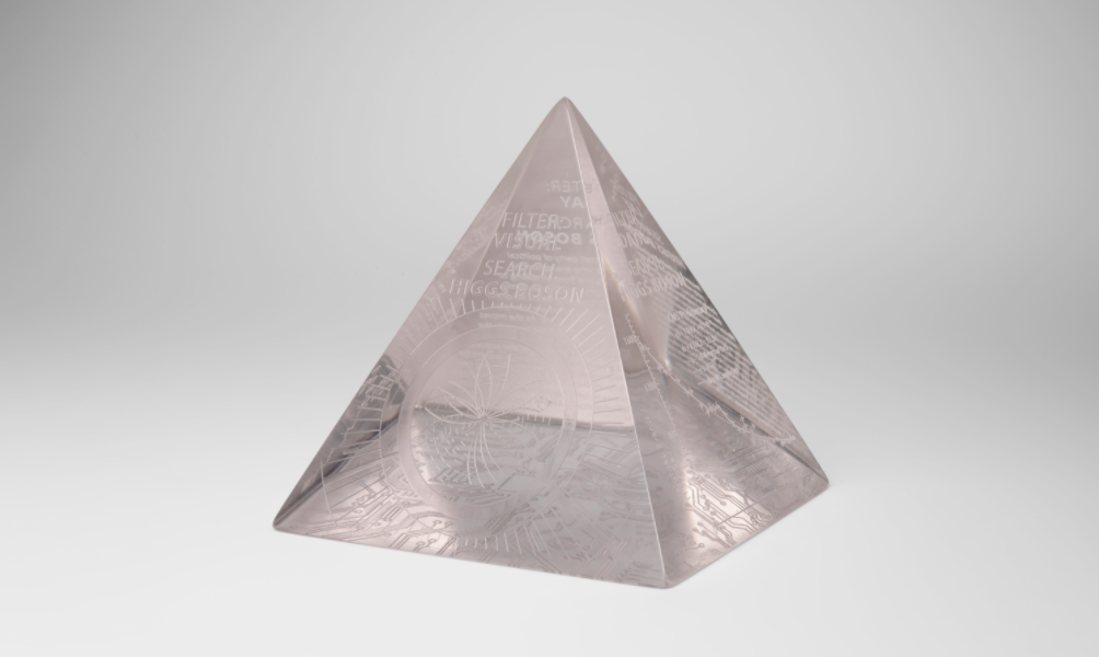 Young’s Translator, Stephen Bennett and Amy Starmar (Photo: Alexander Kent for the Royal Society)