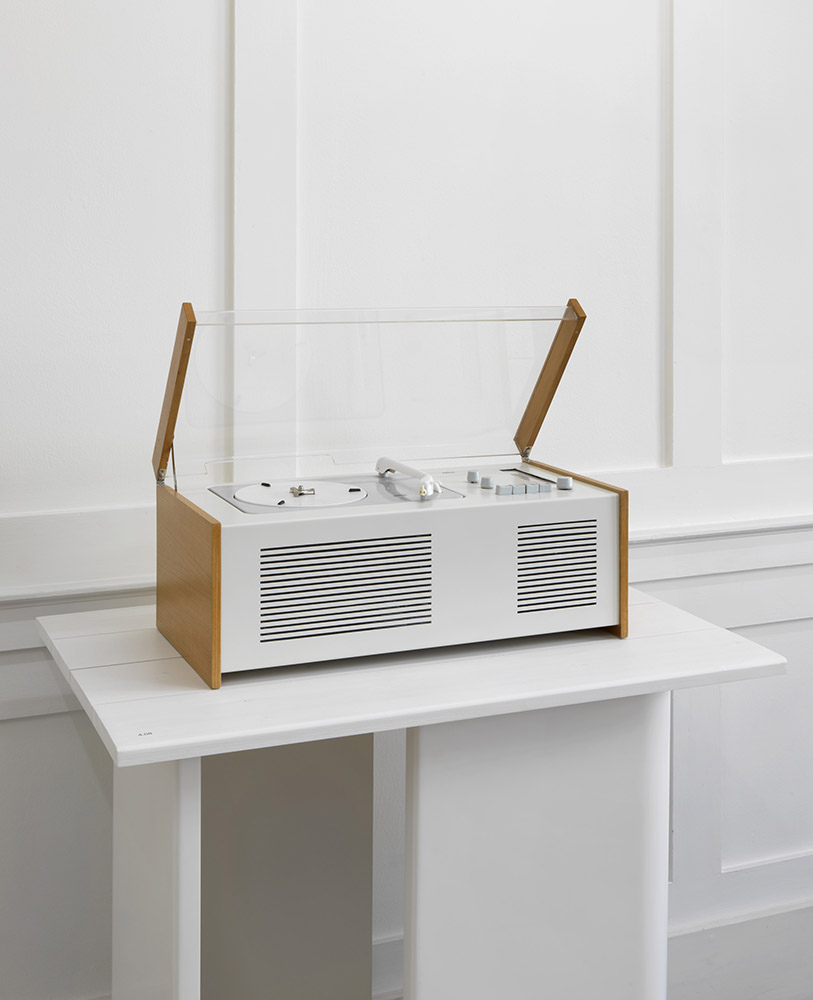 The Ulm Model Installation