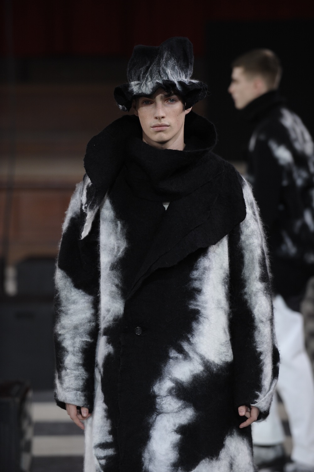 Ming Lai Lee at LCFMA18 Menswear. Shot by Roger Dean.