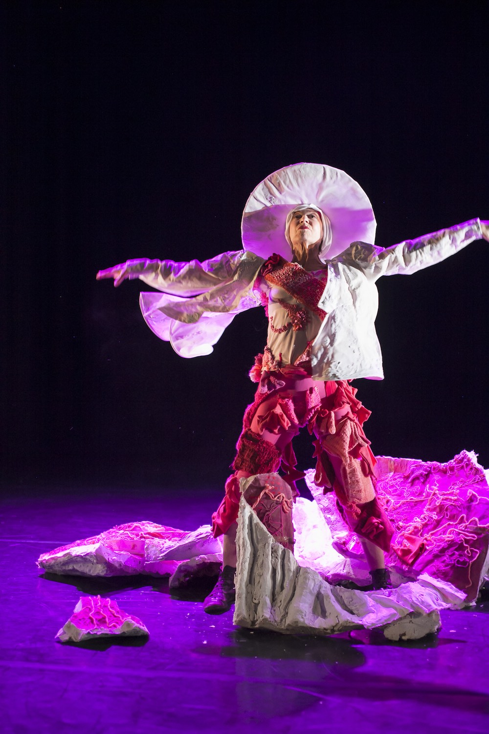 Kelly Murray by Emmi Hyyppa.