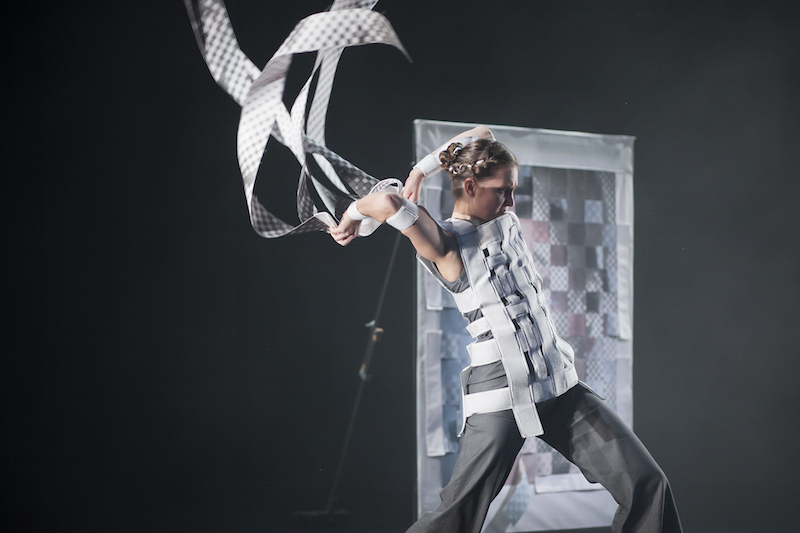 Nuri Na by Emmi Hyyppa.