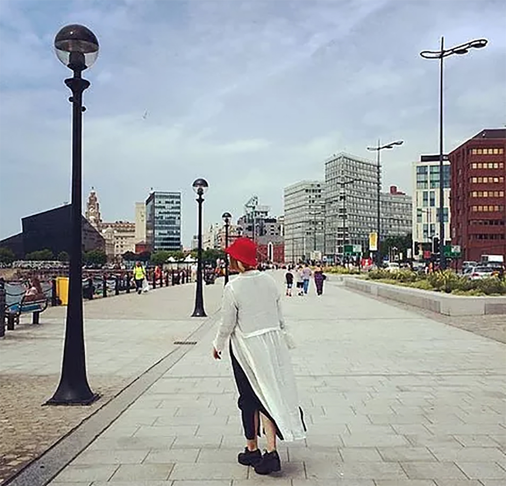 Hanni Yang studied BA (Hons) Womenswear before MA Menswear. 