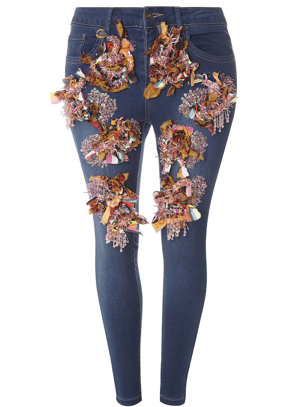 Embroidery by Aashiya Master.