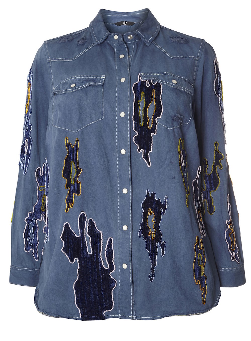 Embroidery by Dina Fusi. 