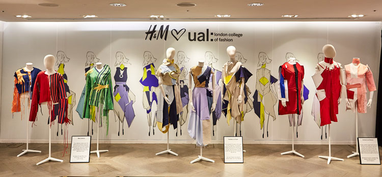 750pix_H&MxLCF---Oxford-Circus-Lounge---group-shot