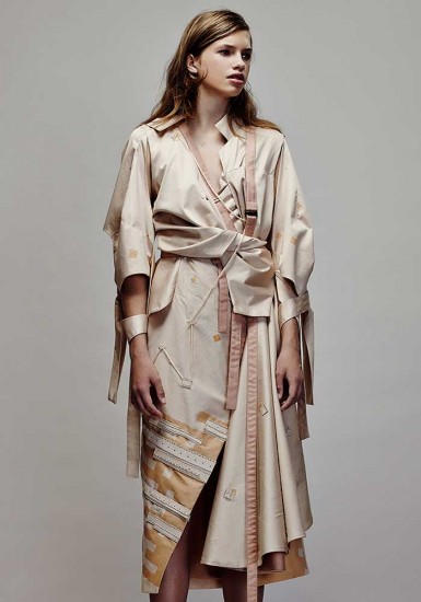 Womenswear by Bora Nam, BA (Hons) Fashion Design Technology: Womenswear. Prints by Lisa Matthias, BA (Hons) Fashion Textiles: Print. Accessories by Myung-Jae Lee, BA (Hons) Cordwainers Fashion Bags and Accessories. Embroidery by Nina Shiskina, BA (Hons) Fashion Textiles: Embroidery.Photographer: James Rees , Creative Direction: Rob Phillips, Hair: Ezana Ové, Beauty: Kirsty Gaston