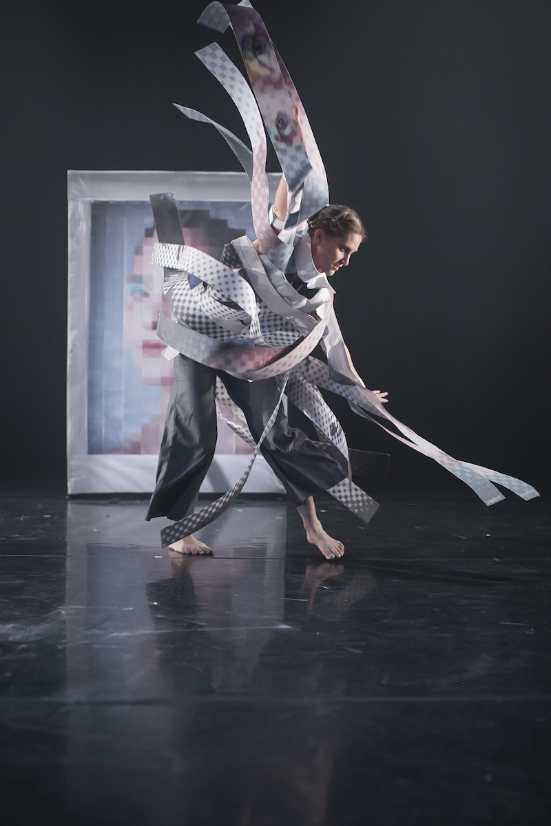 Nuri Na by Emmi Hyyppa.