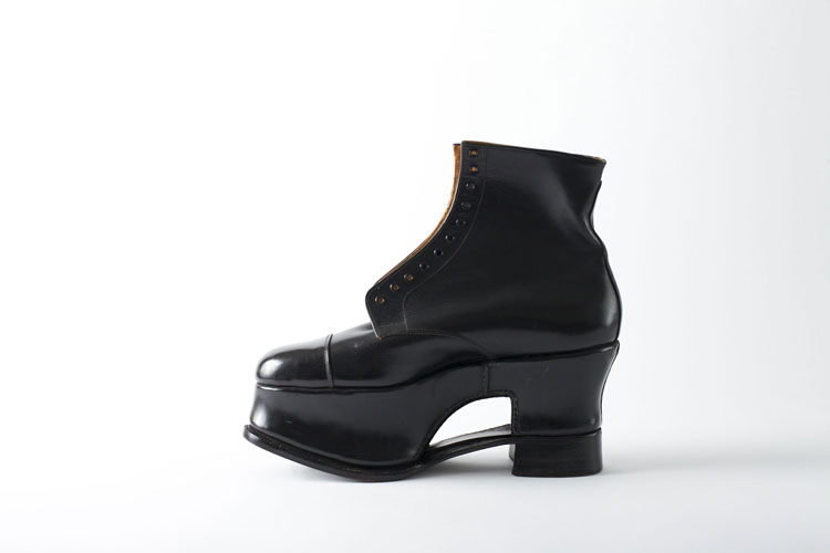 Orthopaedic Derby boot. Cordwainers College student work, c. 1930’s. Exhibition category – Balance