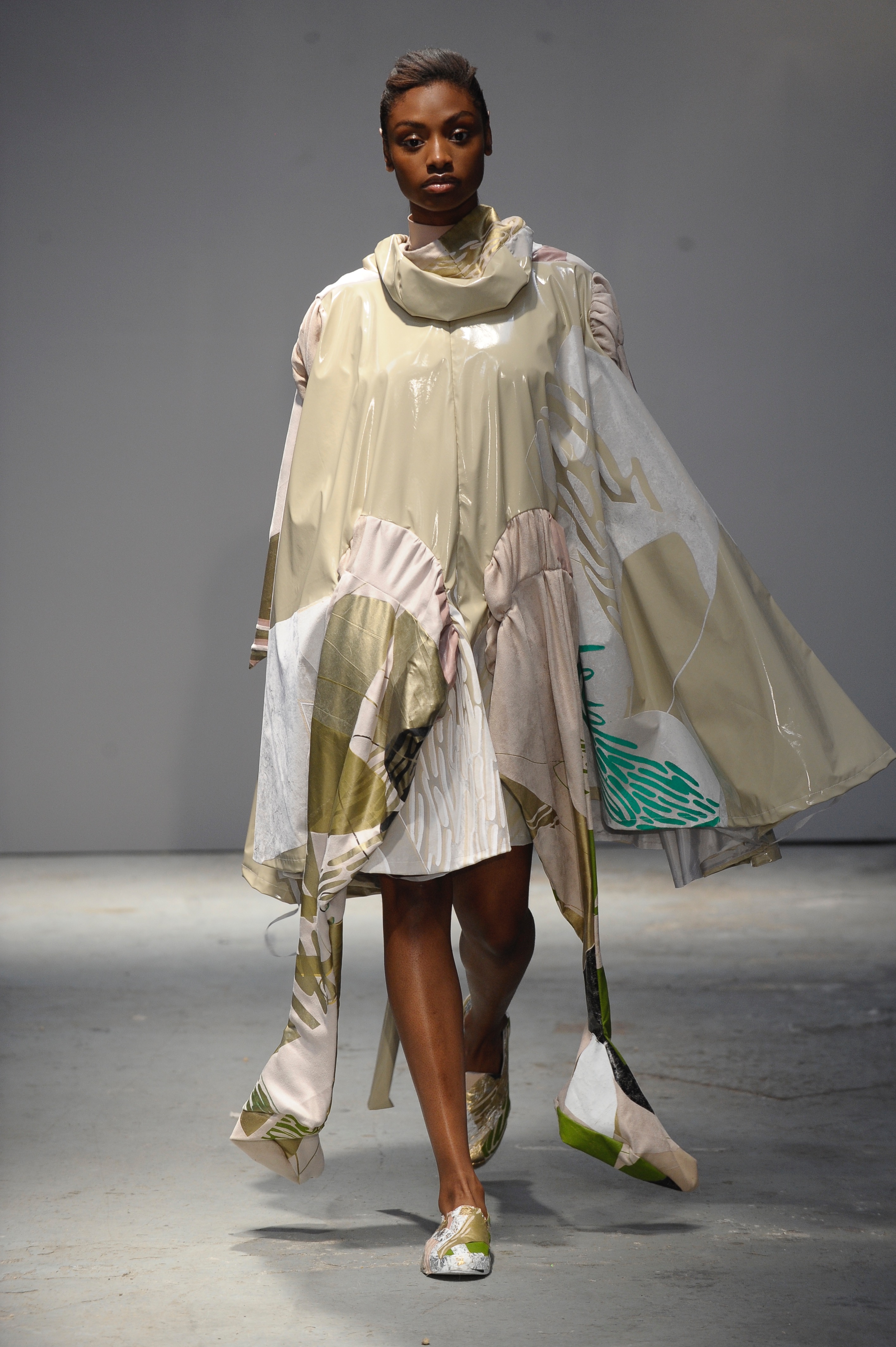 Henrietta O’Connor (BA Fashion Design Technology: Womenswear) and Yumi Kim (BA Fashion Textiles: Print). Photographer: Roger Dean 