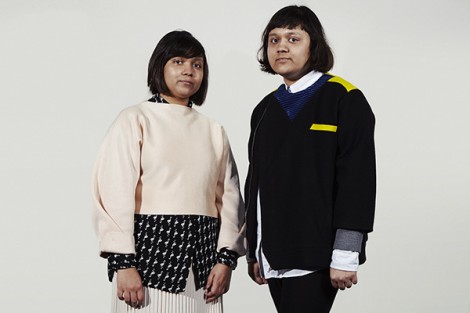 tina-nikita-miuniku600