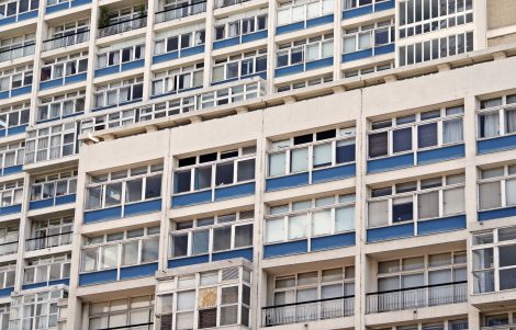 Erno Goldfinger - Metro Central Heights, London