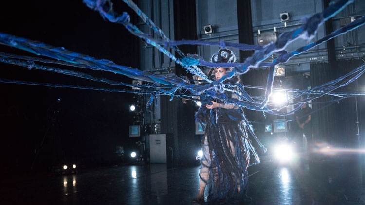 Weaving Your Own Skin by Chiara Vicini. Photography: Paul Bevan