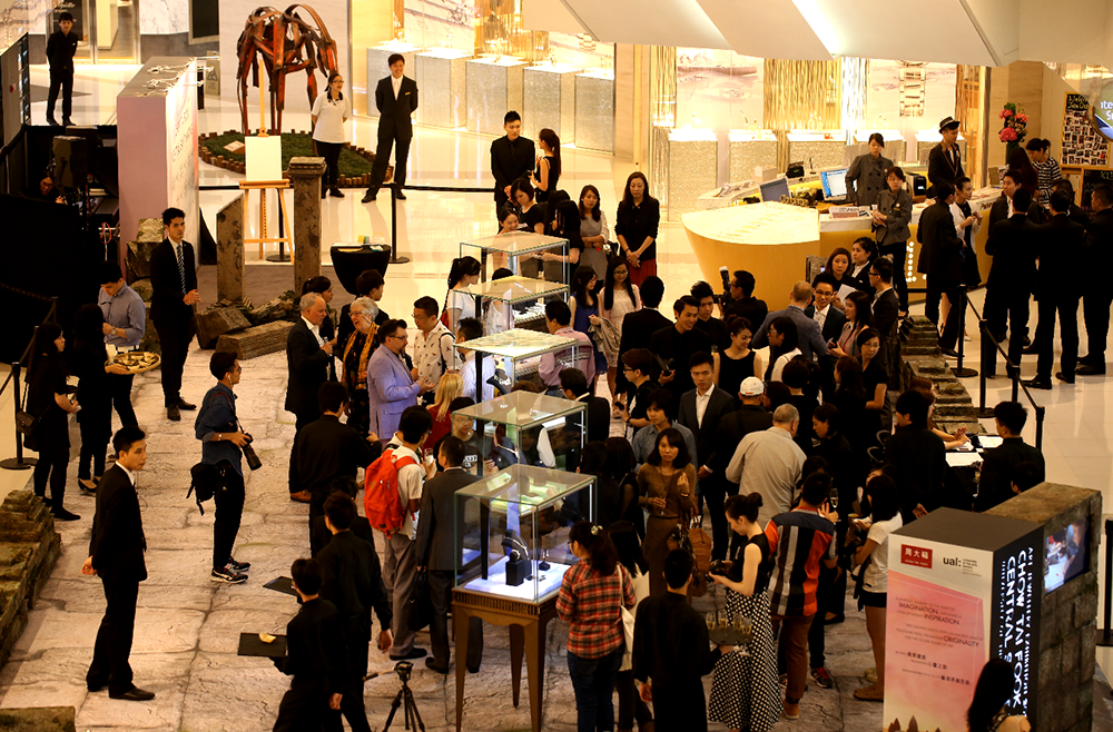 The exhibition of student jewellery