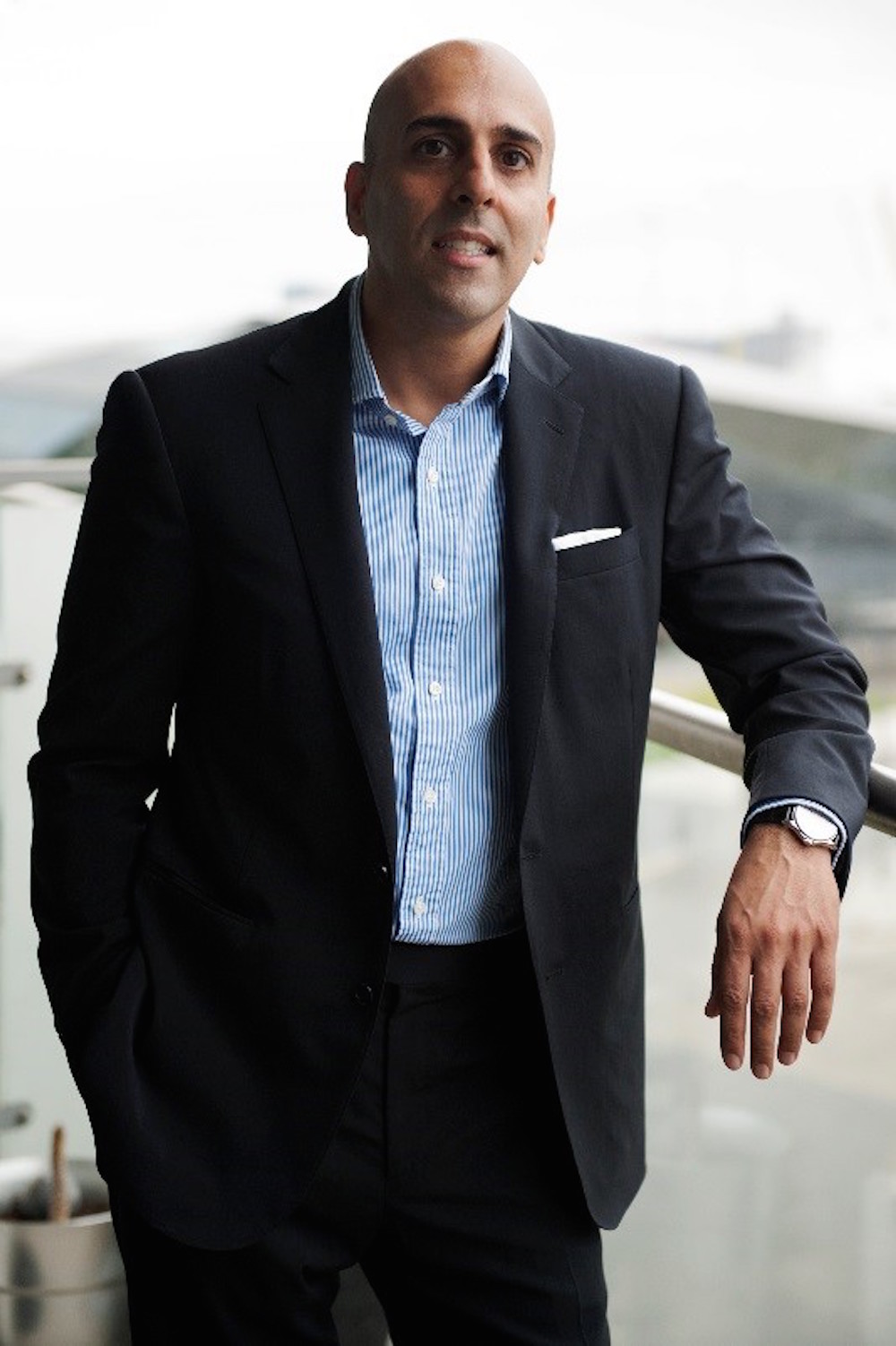 Ranjit Thind publishes the secrets of Strategic Fashion Management with Routledge.