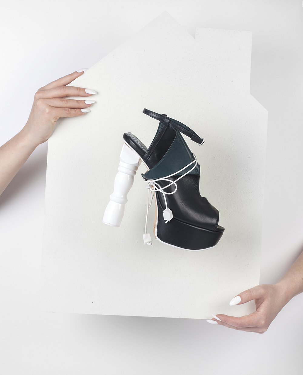 BA (Hons) Cordwainers Footwear: Product Design and Innovation student Kay Whitehouse. Photo credit: Hannah White and Becca Sidhu.