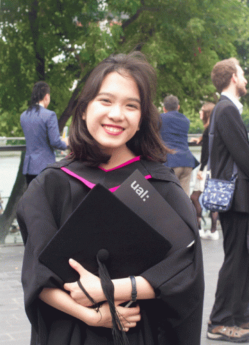 Huong Anh Trinh at graduation