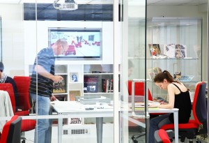 croppedarchive-in-use321