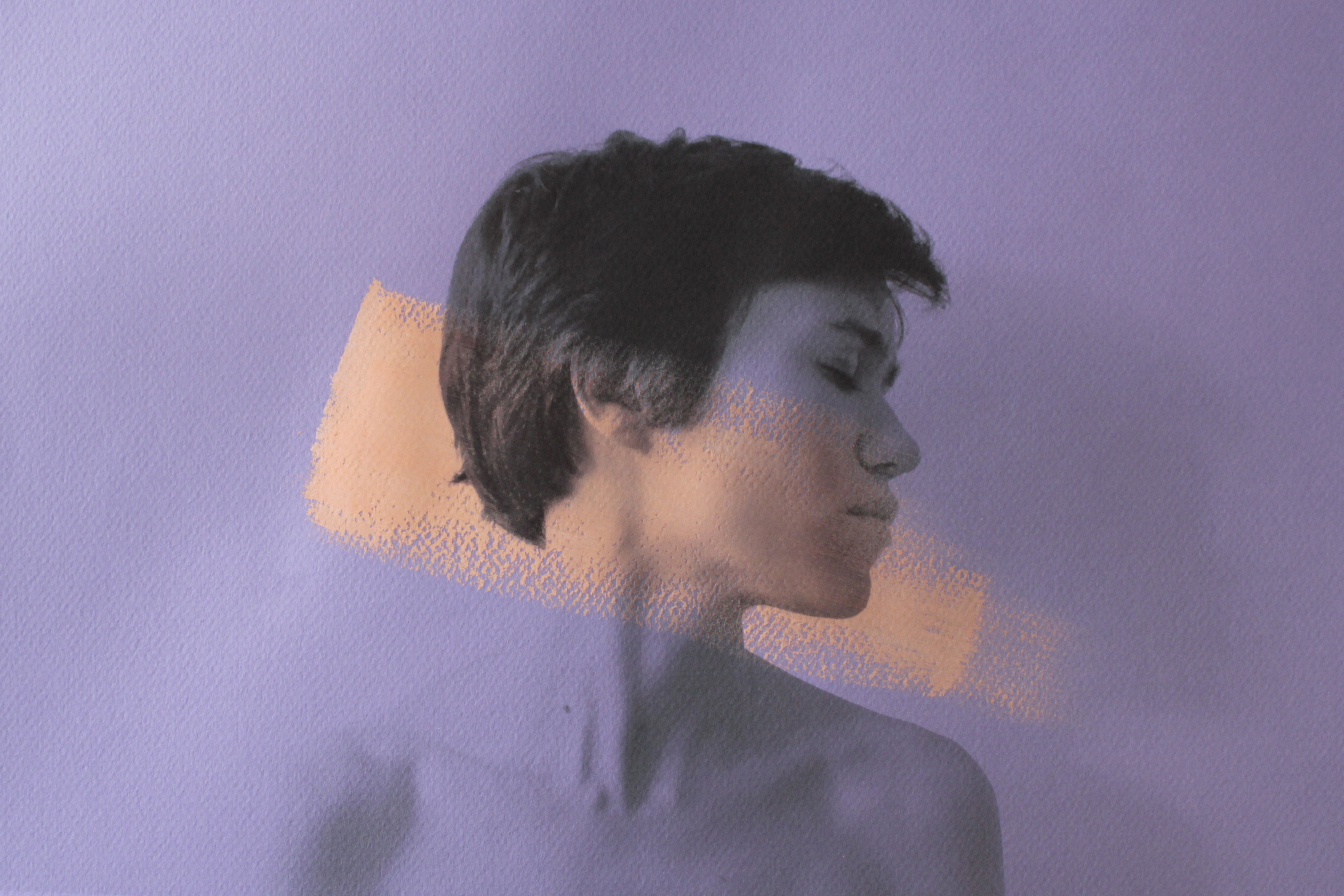 Detail of 'El vapor nace en el silencio', work by Clara Durán