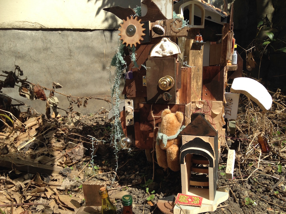 Teddy's Scrap House - Stop Motion Animation - Yui Takano