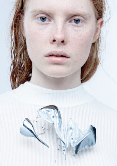 Juliette Va De Kerchove brooch