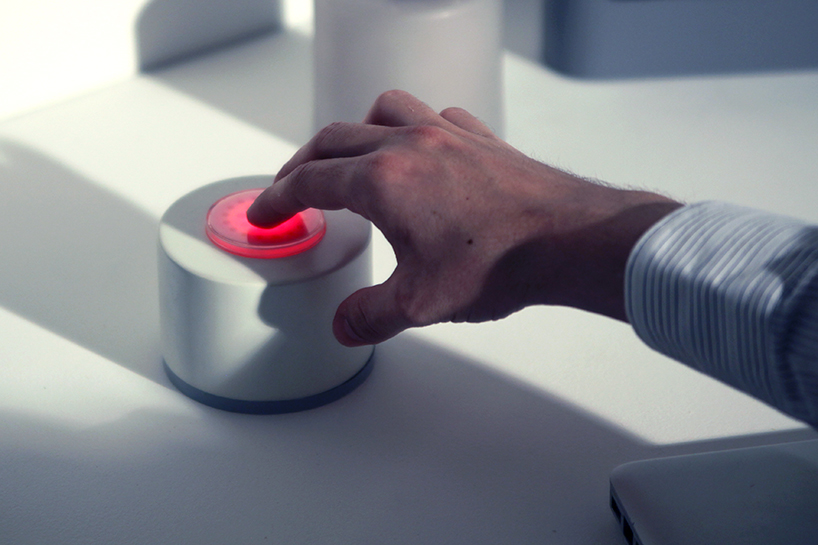 'Desktop Fireworks', Tomomi Sayuda, 2014.