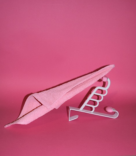 Photograph of pink towel by Billie Mickwitz - BA Illustration