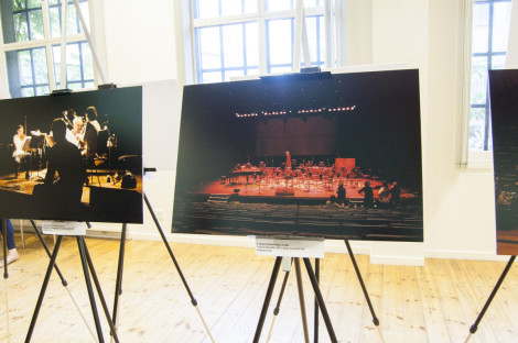 through-the-lense-exhibition052